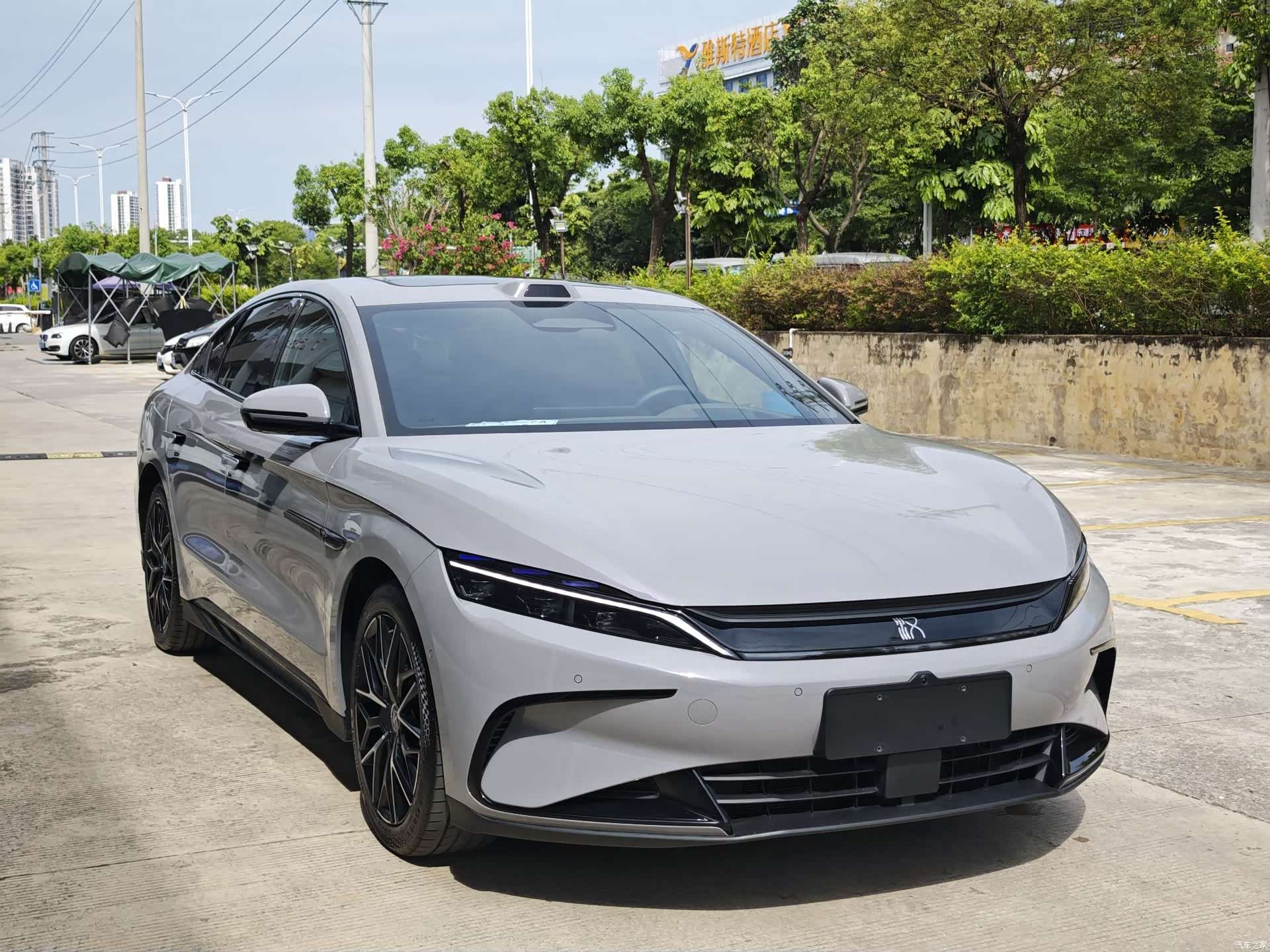 BYD Han, 2025 3