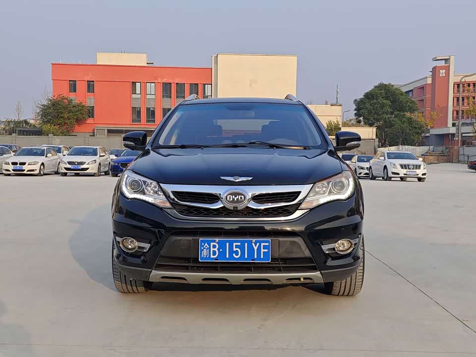 BYD S7