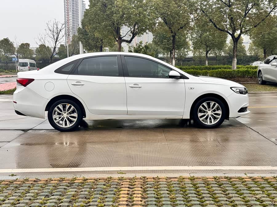 Buick Inslight 2023, фото 4