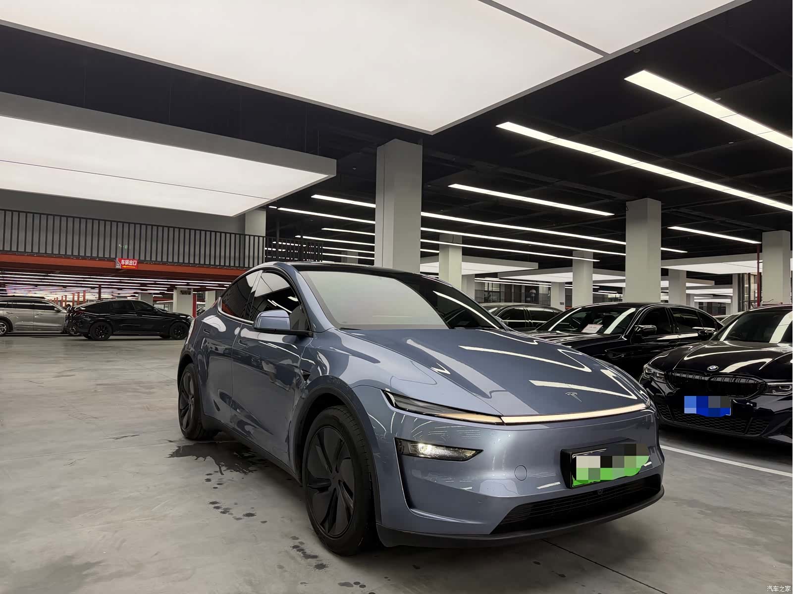 Tesla Model Y, 2025 3