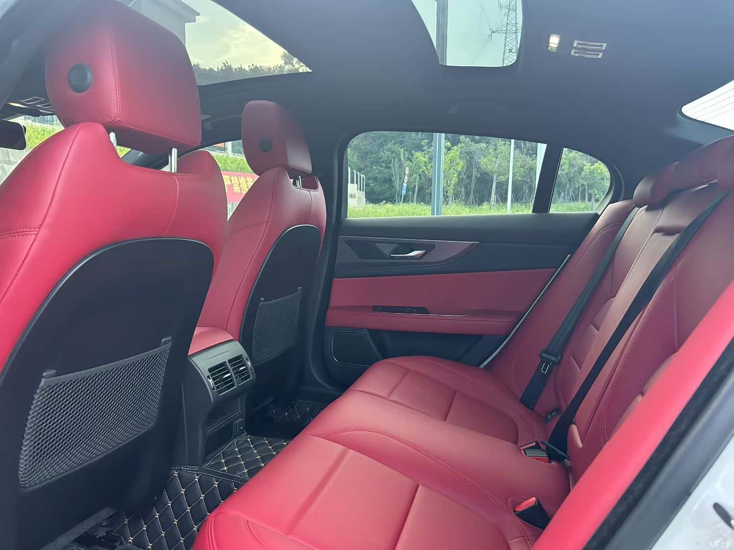 Land Rover XEL, 2023 6