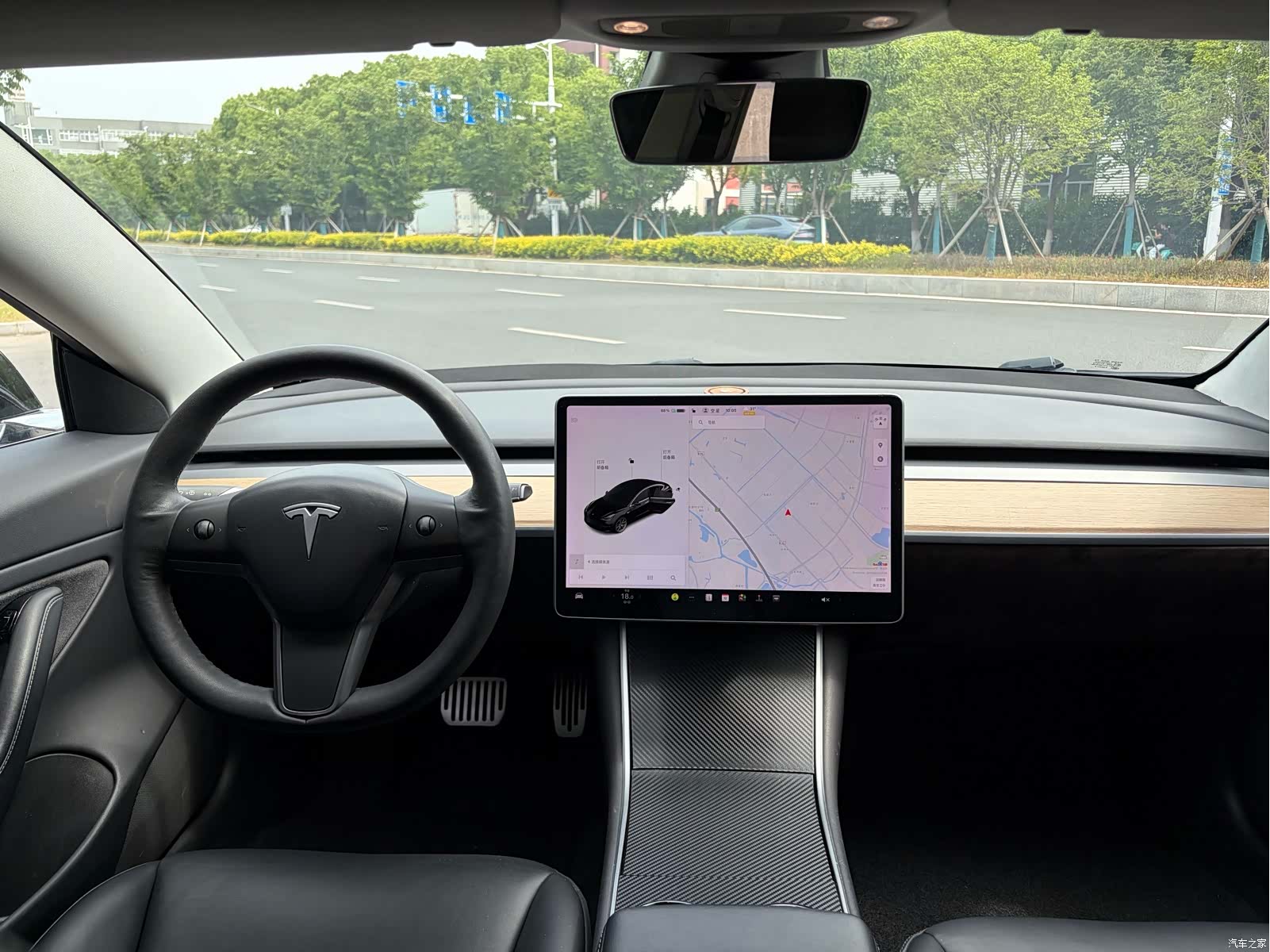 Tesla Model 3, 2019 7