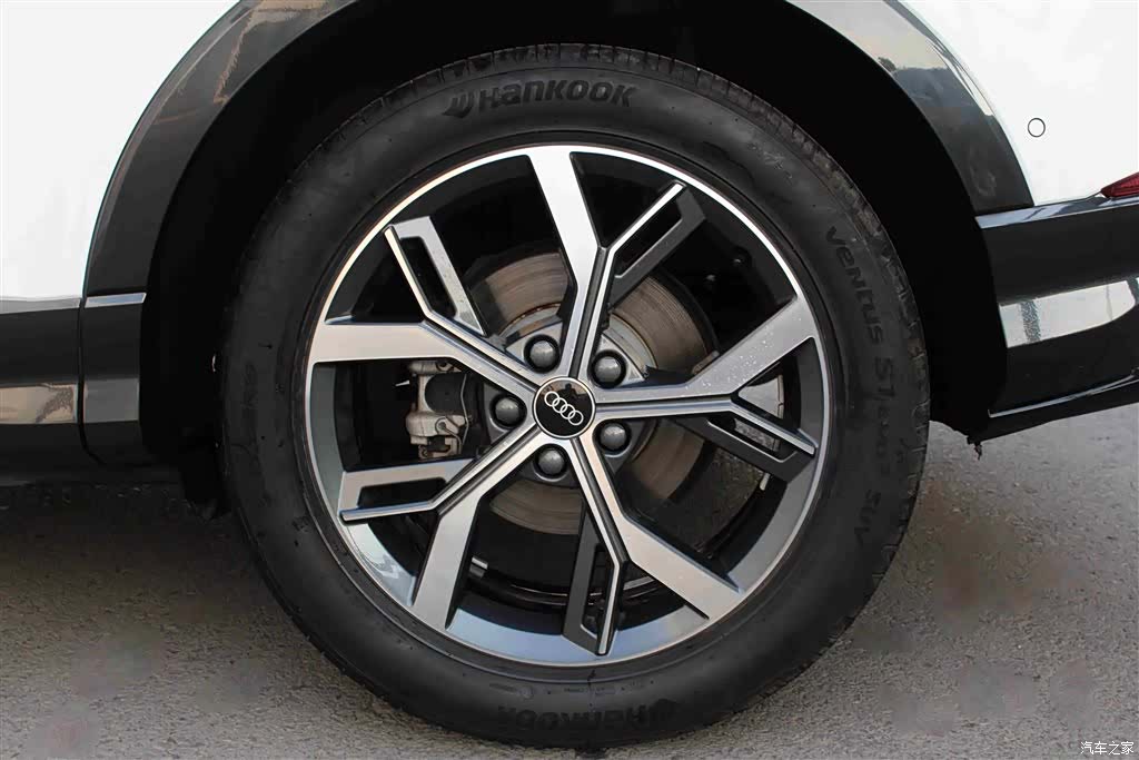 Audi Q3, 2023 15