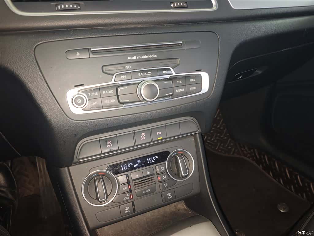Audi Q3, 2018 10