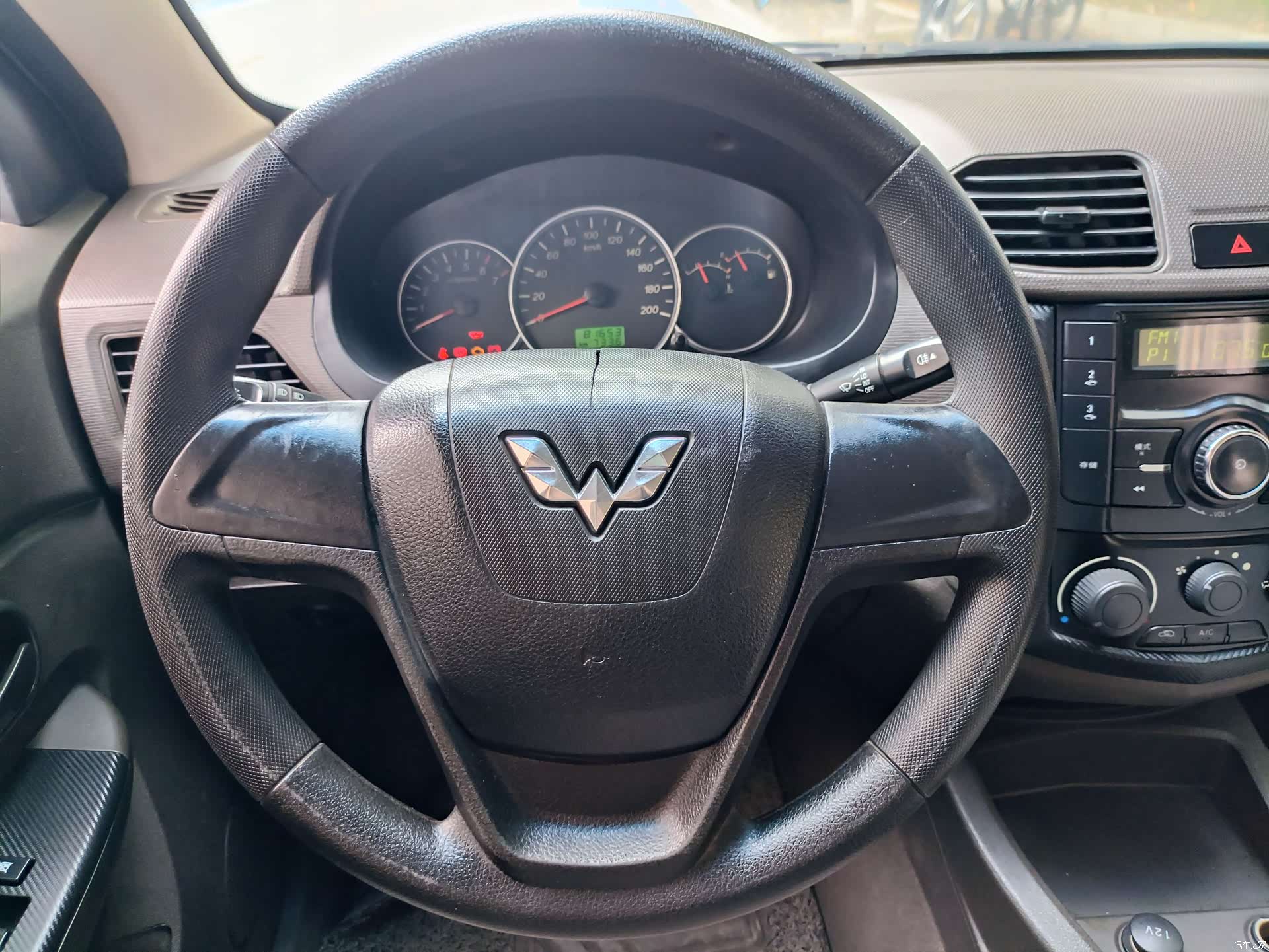 Wuling Hongguang, 2016 31