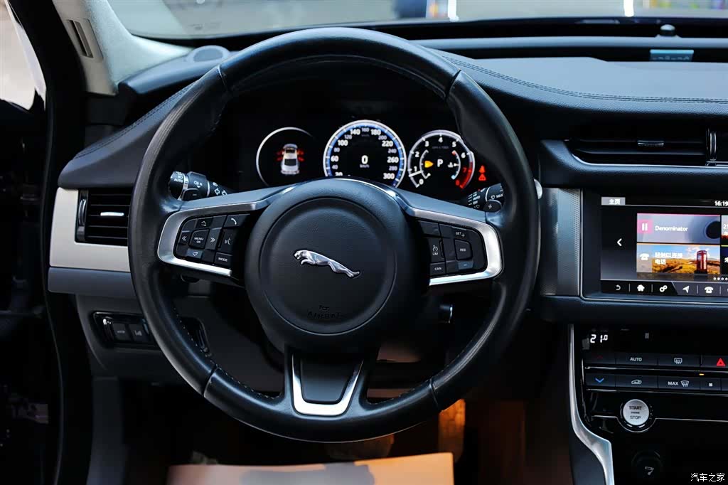 Land Rover XFL, 2018 23