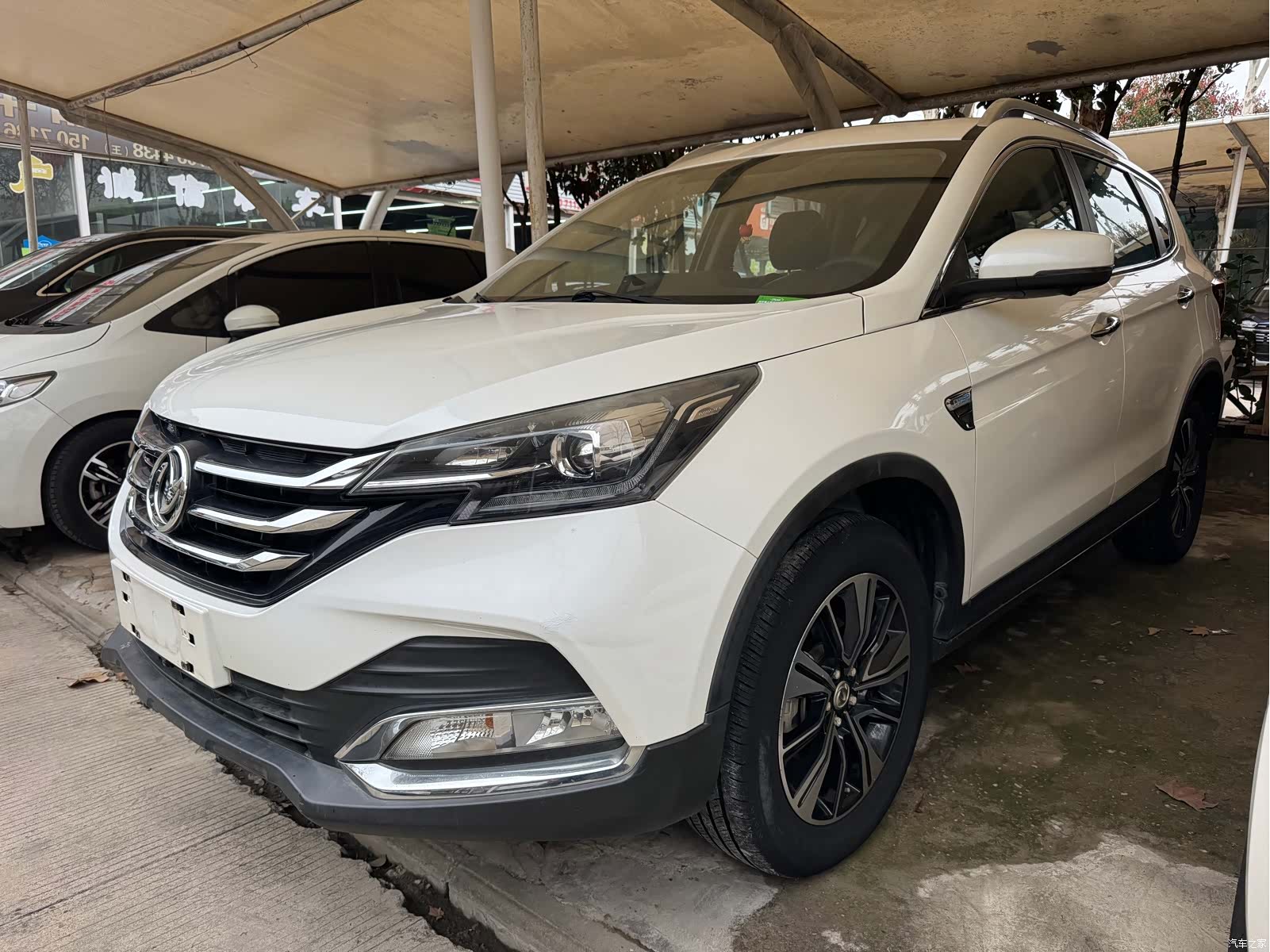 DongFeng AX7, 2018 1