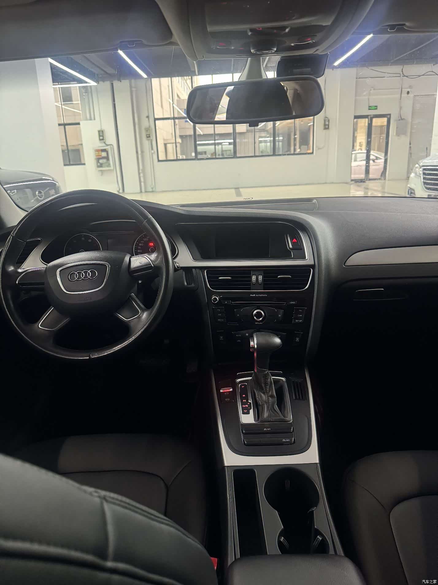 Audi A4L, 2014 6