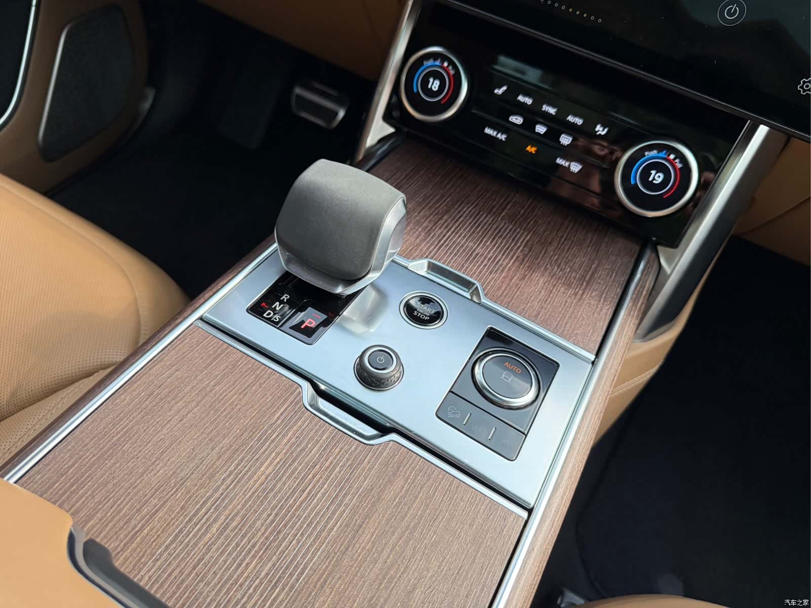 Land Rover Range Rover, 2024 16