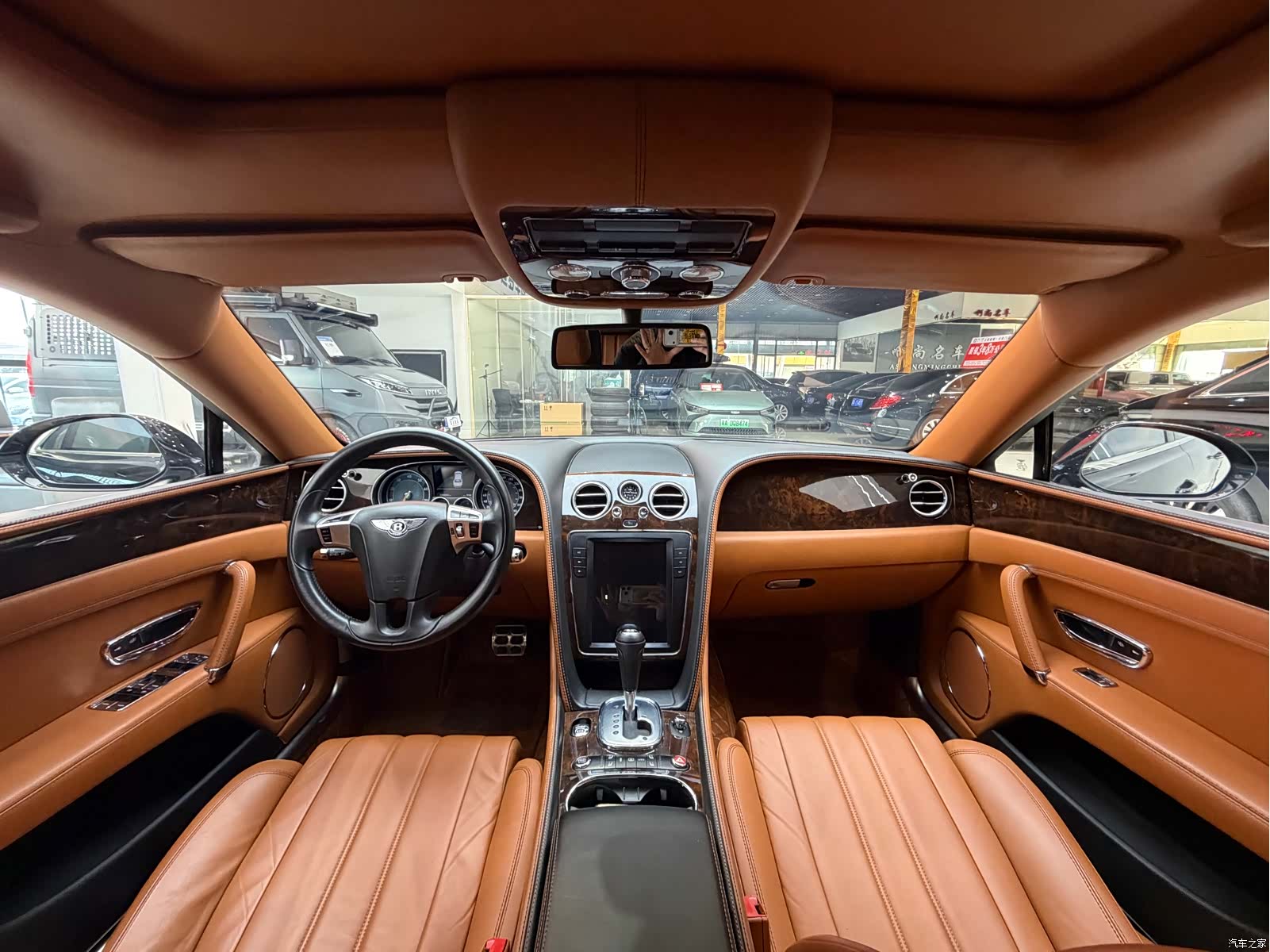 Bentley Flying Spur, 2016 12
