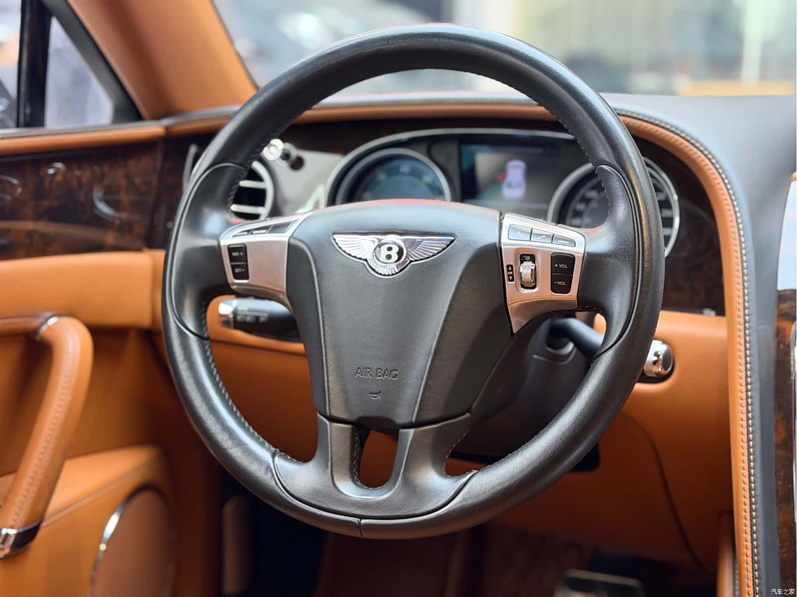 Bentley Flying Spur, 2016 9