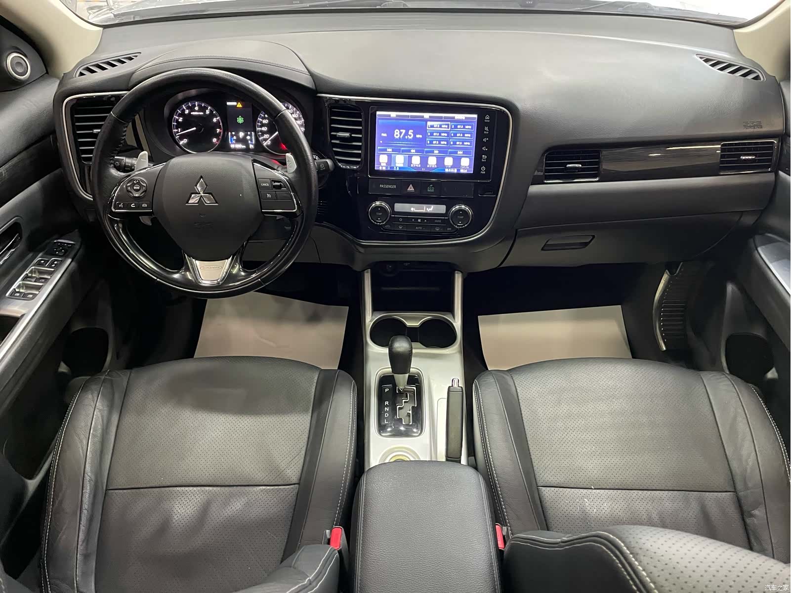 Mitsubishi Outlander, 2016 13