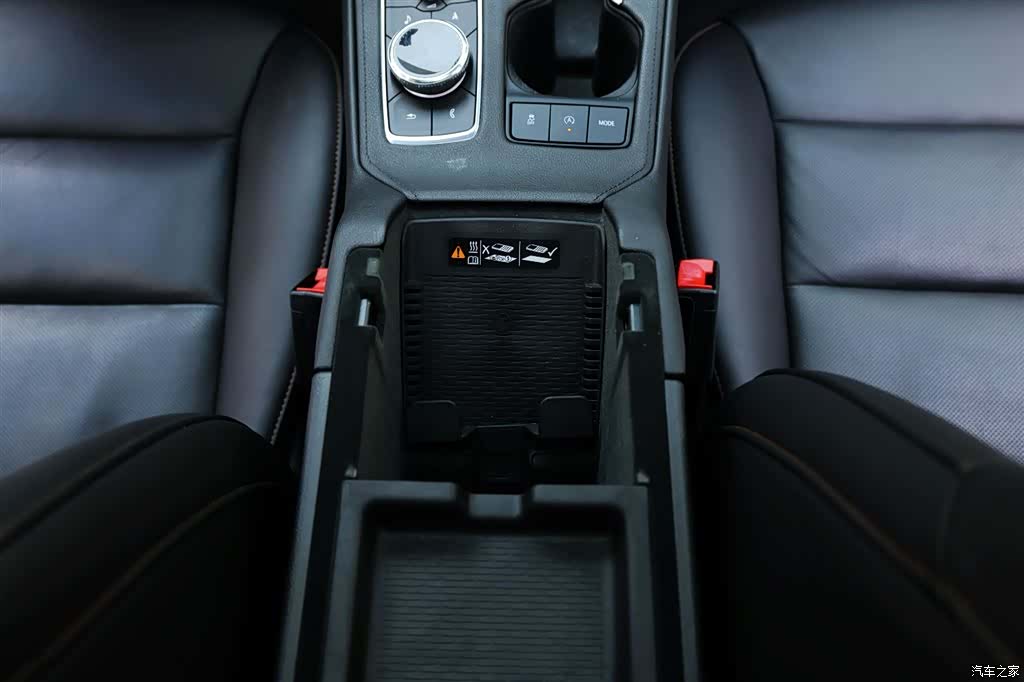 Cadillac XT4, 2020 21