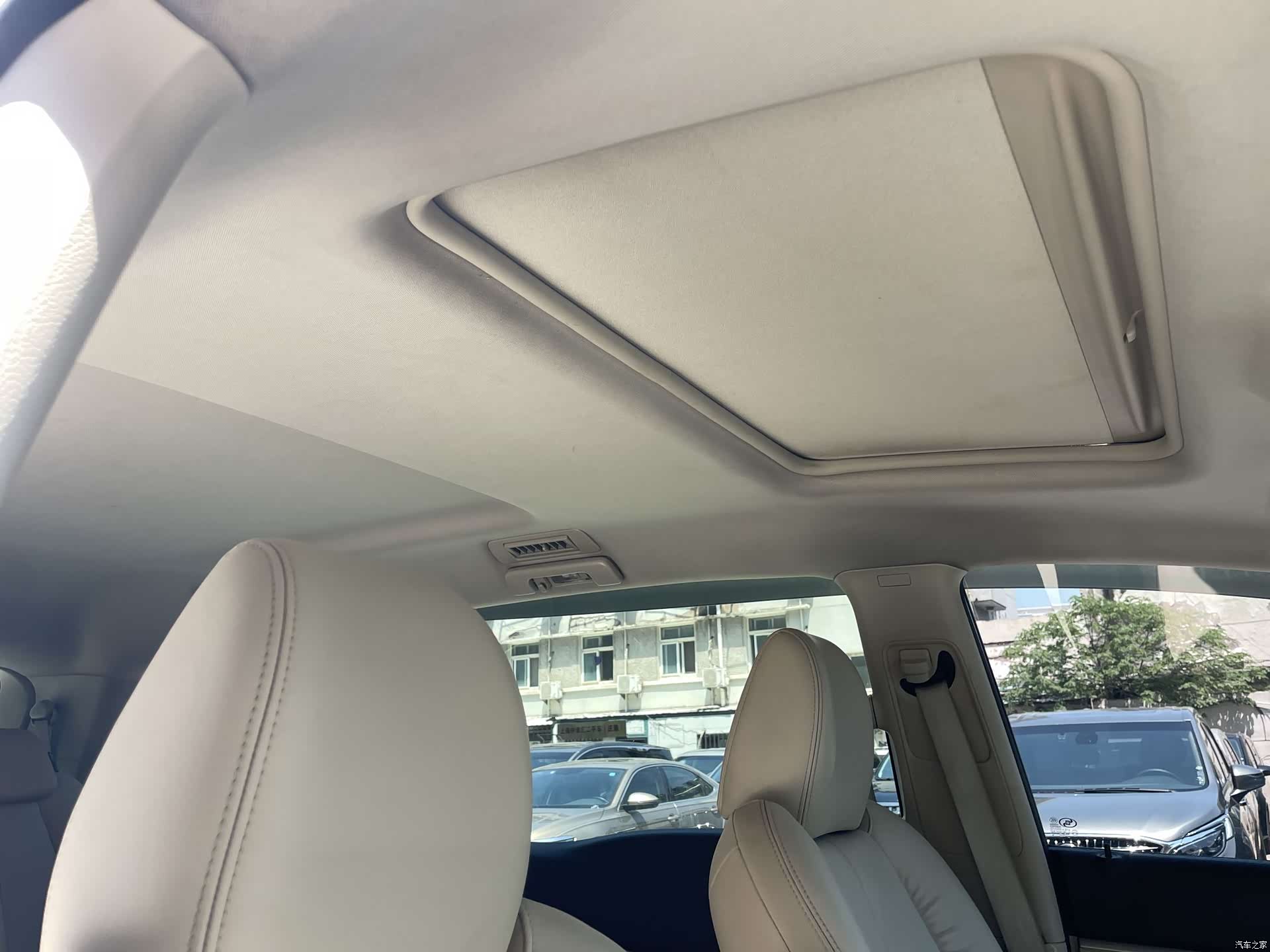 Buick GL8, 2017 8