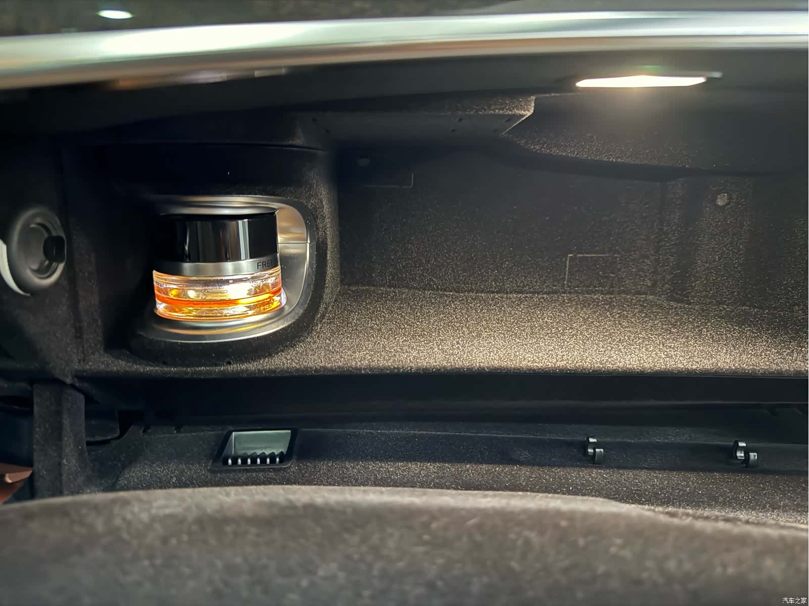 Mercedes-Benz S-Class, 2018 24