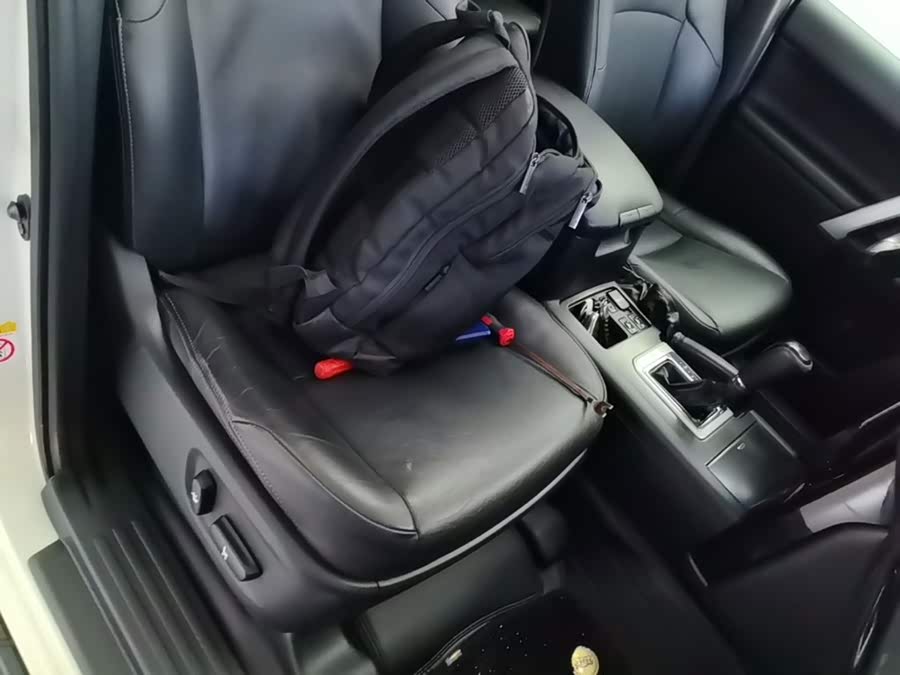 Toyota Prado 2016, фото 24