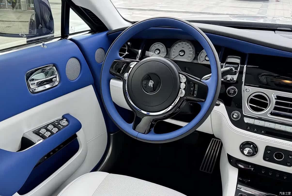 Rolls-Royce Wraith, 2018 все фото