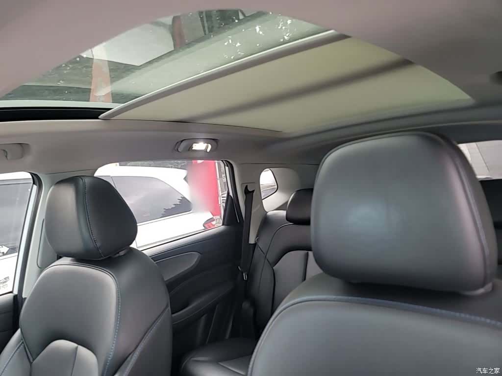 Roewe RX5, 2023 18