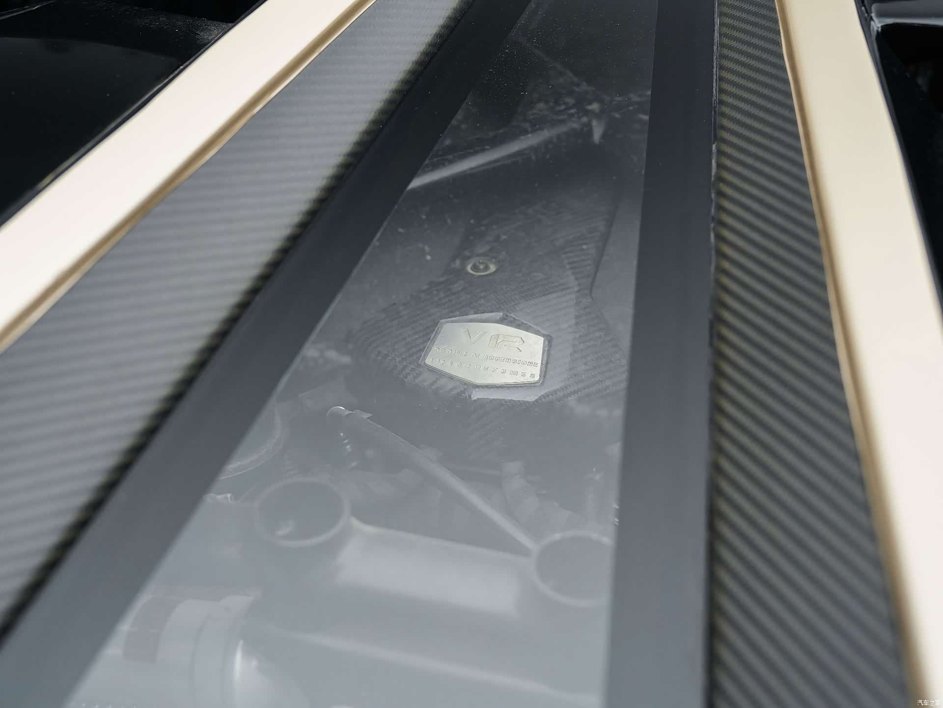 Lamborghini Aventador, 2012 17