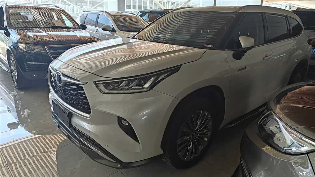 Toyota Highlander, 2022 1