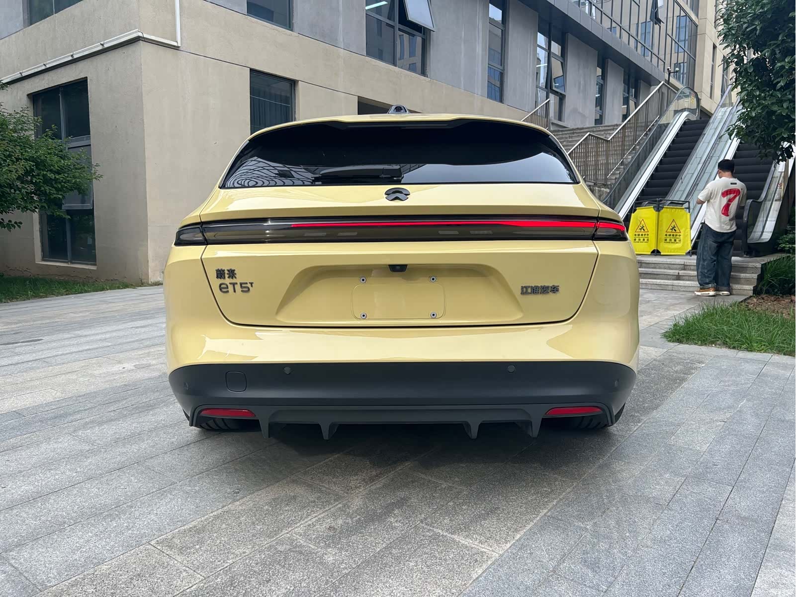 NIO ET5, 2023 12