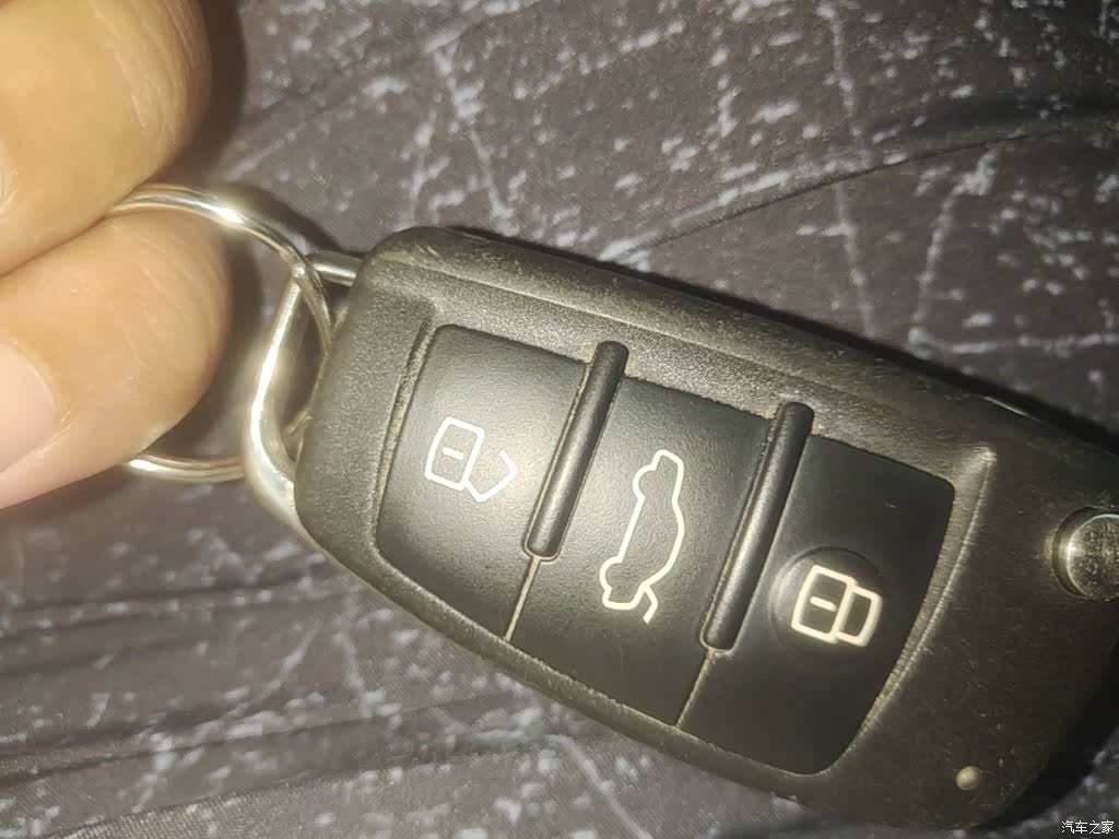 Audi Q3, 2022 9
