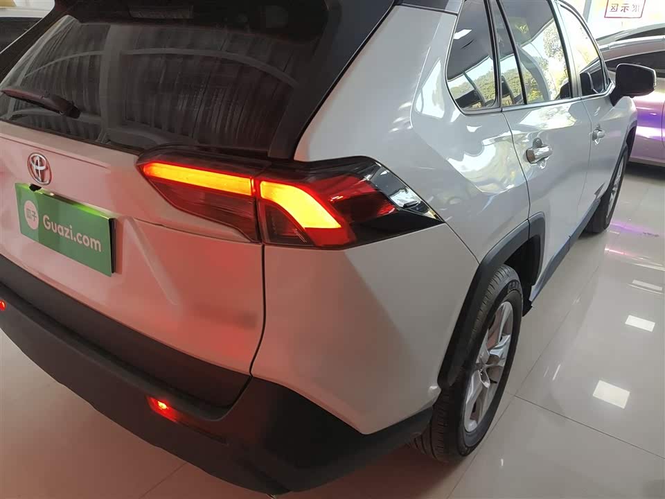 Toyota RAV4 Rongfang