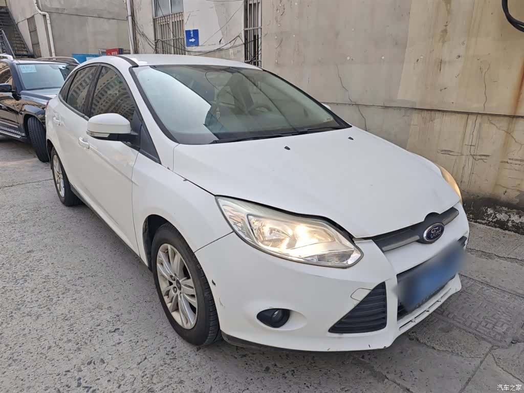 Ford Focus, 2015 4