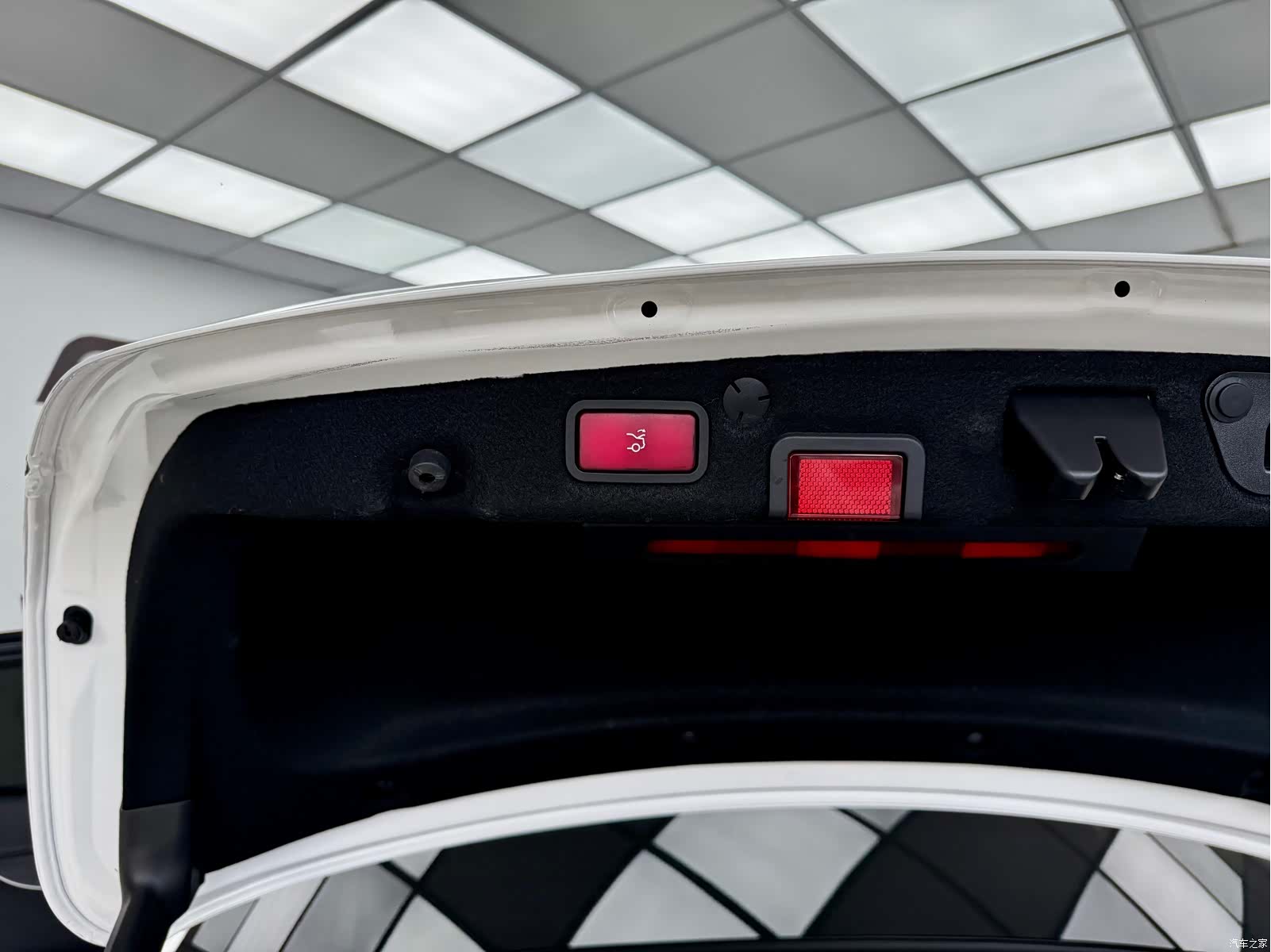 Mercedes-Benz C-Class, 2021 25