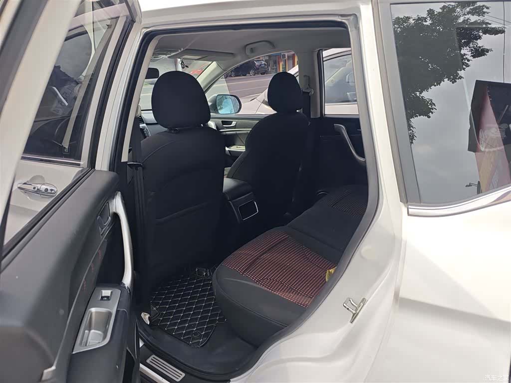 Haval M6, 2018 14