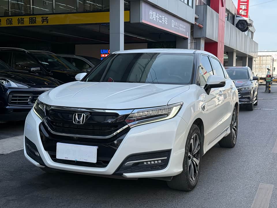 Honda UR-V