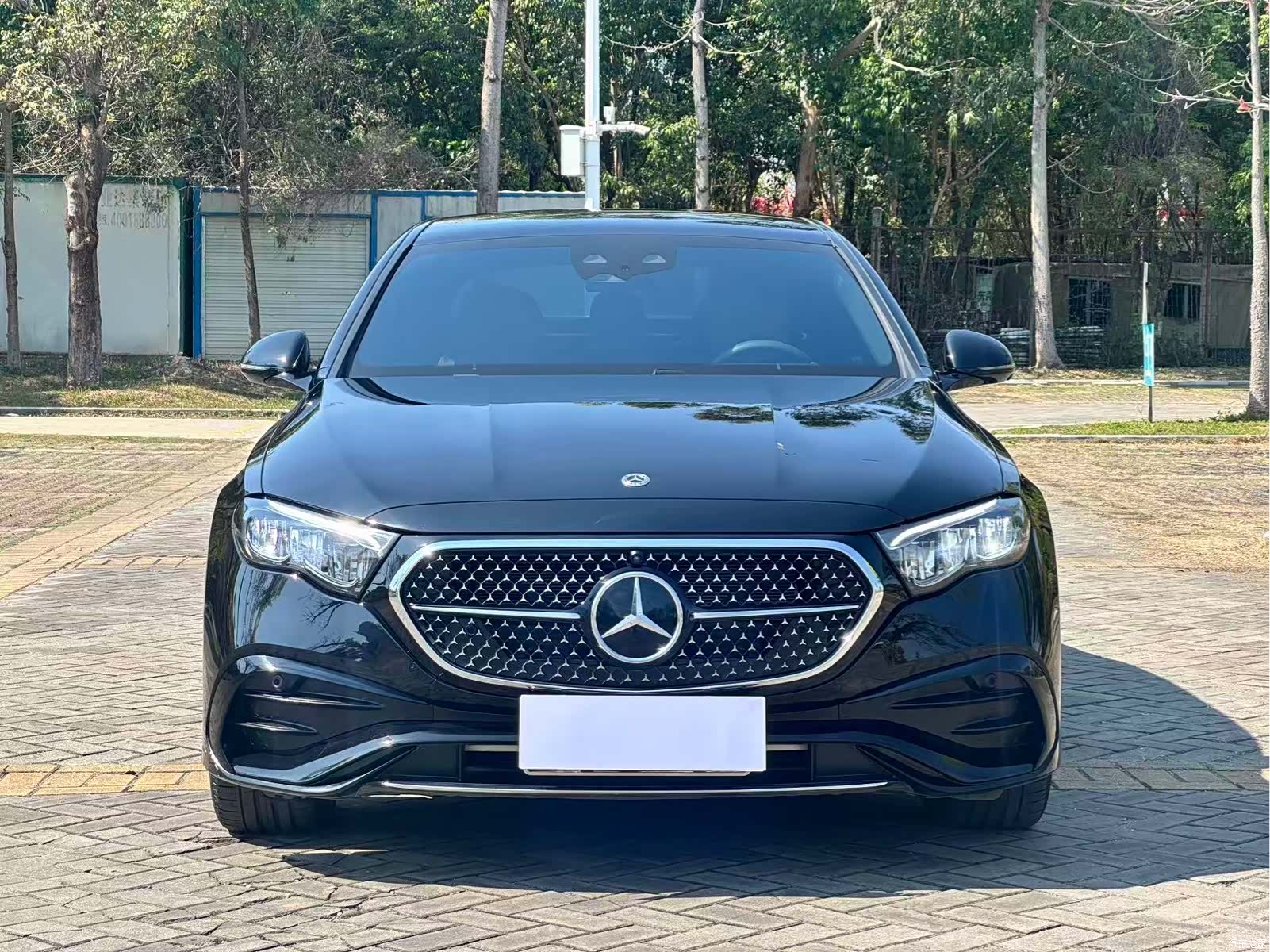 Mercedes-Benz E-Class, 2025 2