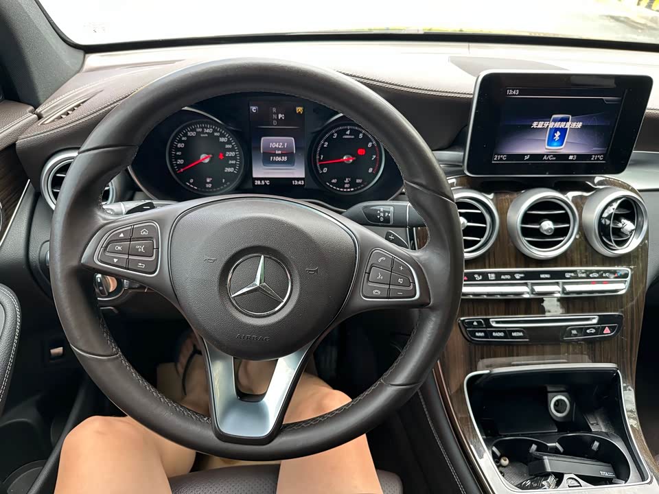 Mercedes-Benz GLC Mercedes-Benz GLC