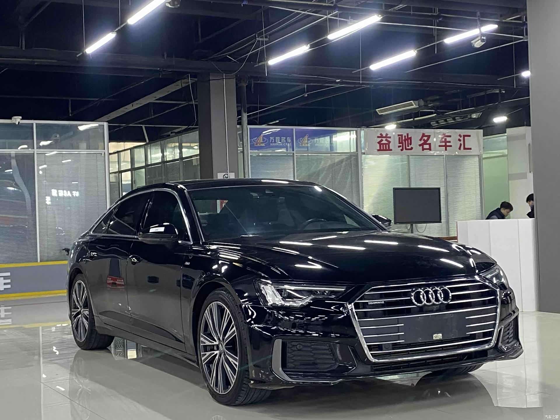 Audi A6L, 2019 3
