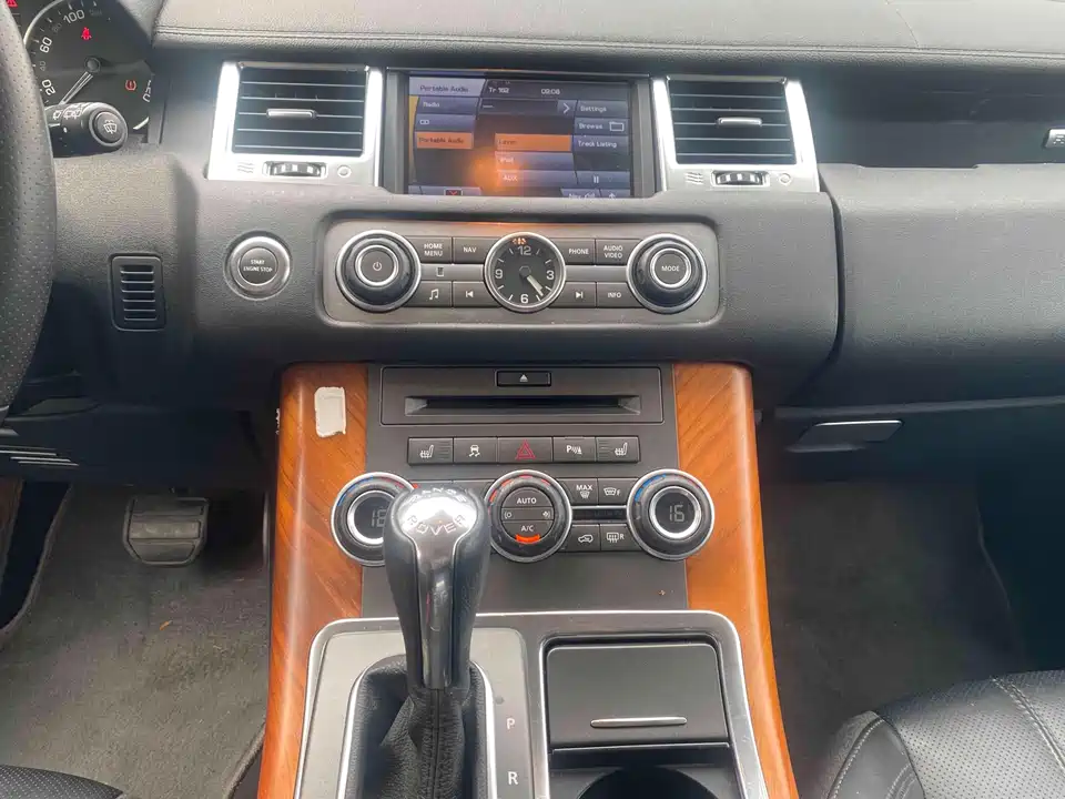 Land Rover Range Rover Sport Land Rover Range Rover Sport