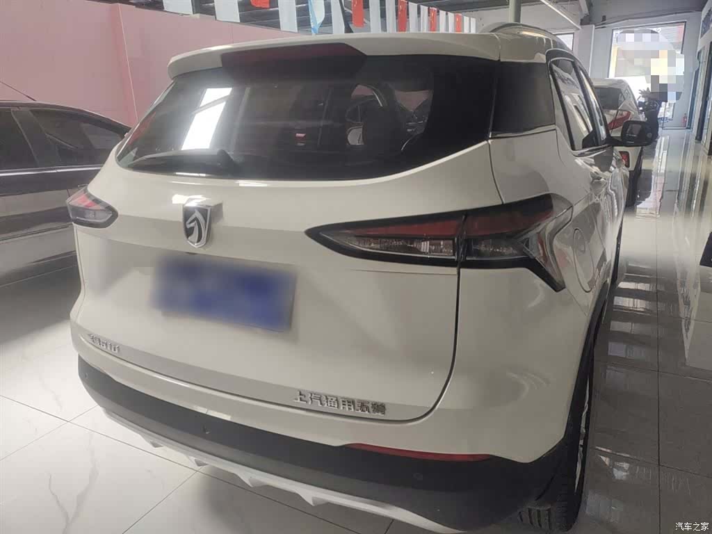 Wuling 510, 2020 6
