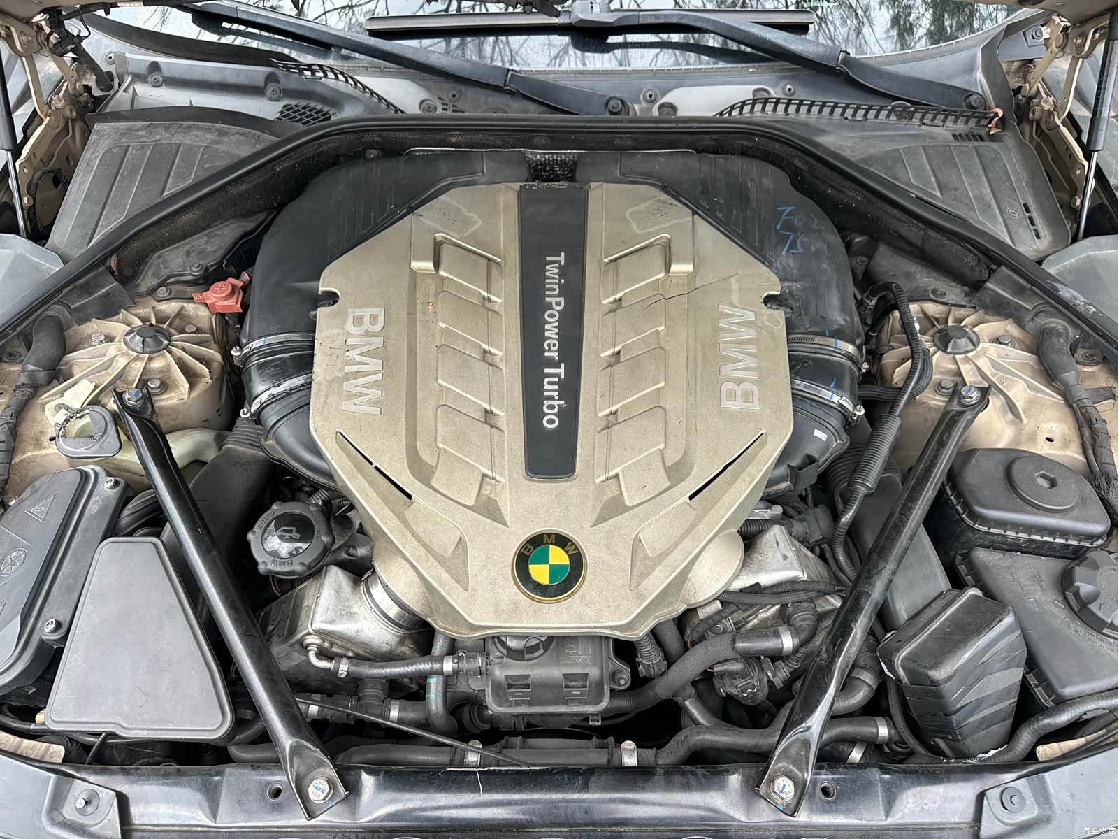 BMW 7 Series, 2010 9