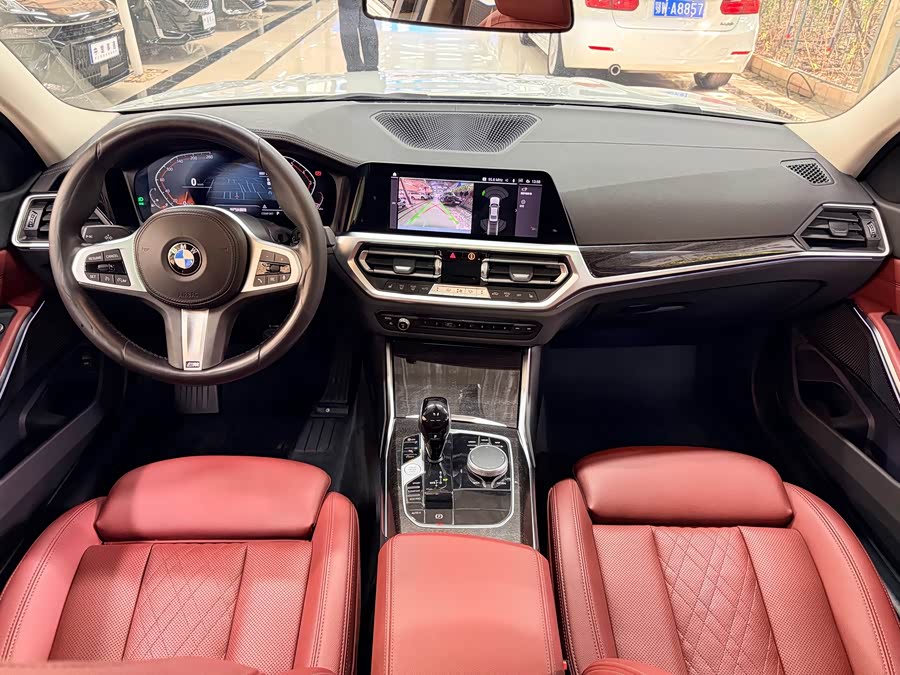 BMW 3 Series 2022, фото 9