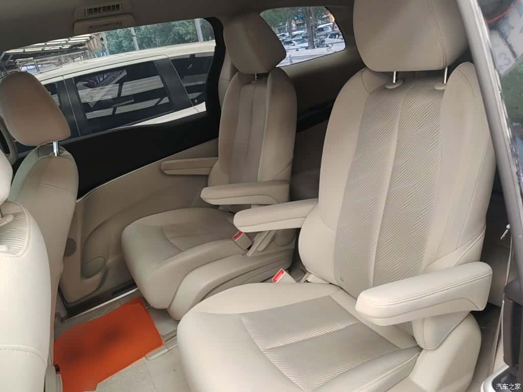 Buick GL8, 2024 17