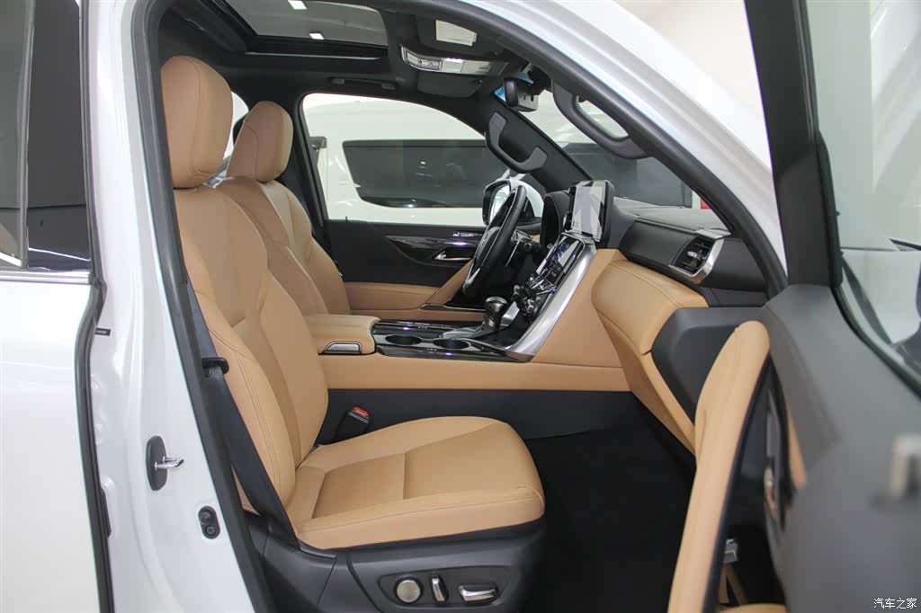 Lexus LX, 2023 10