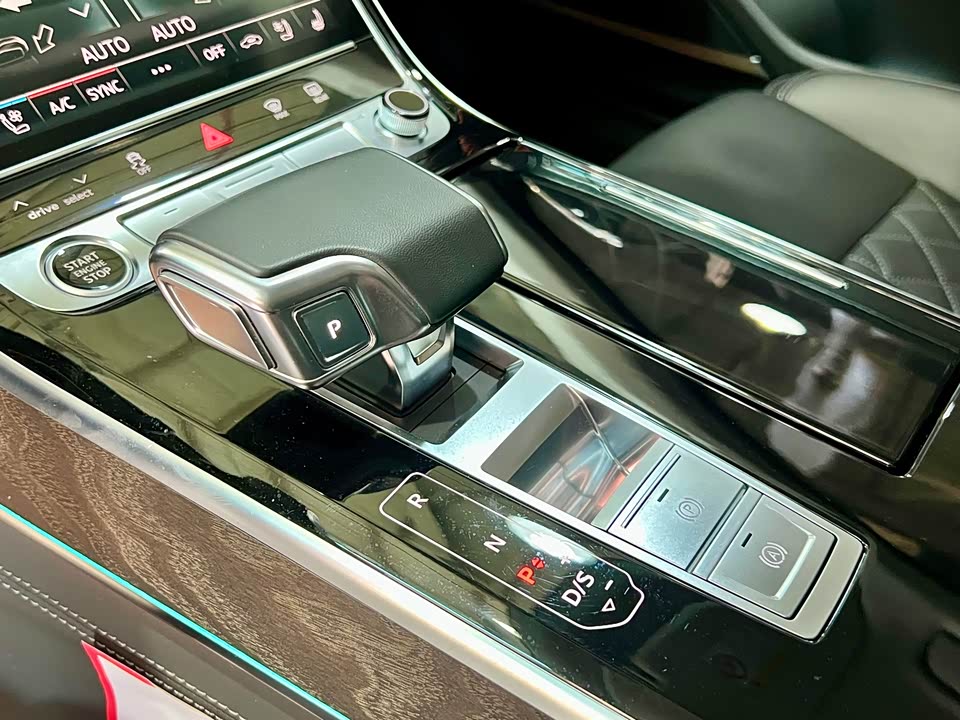 Audi A8 Audi A8