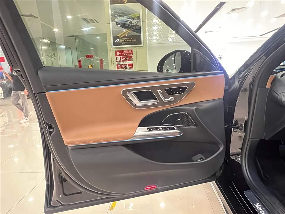 Mercedes-Benz E-class Mercedes-Benz E-class