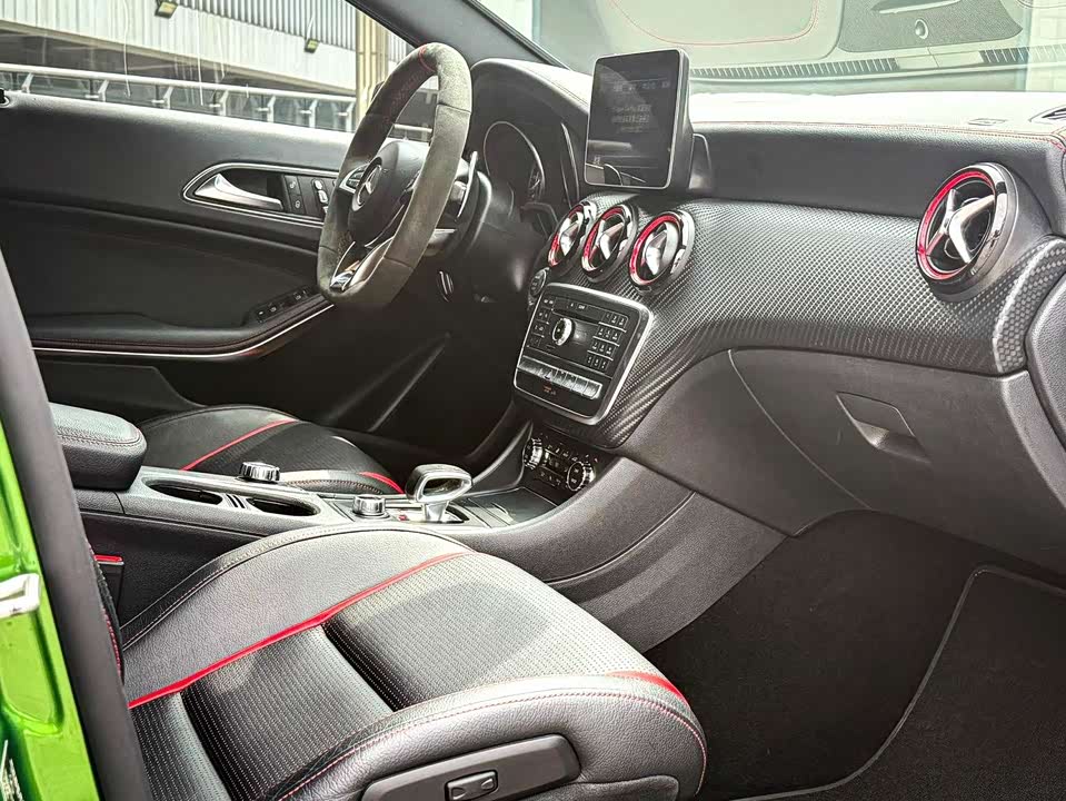 Mercedes-Benz Class A AMG Mercedes-Benz Class A AMG