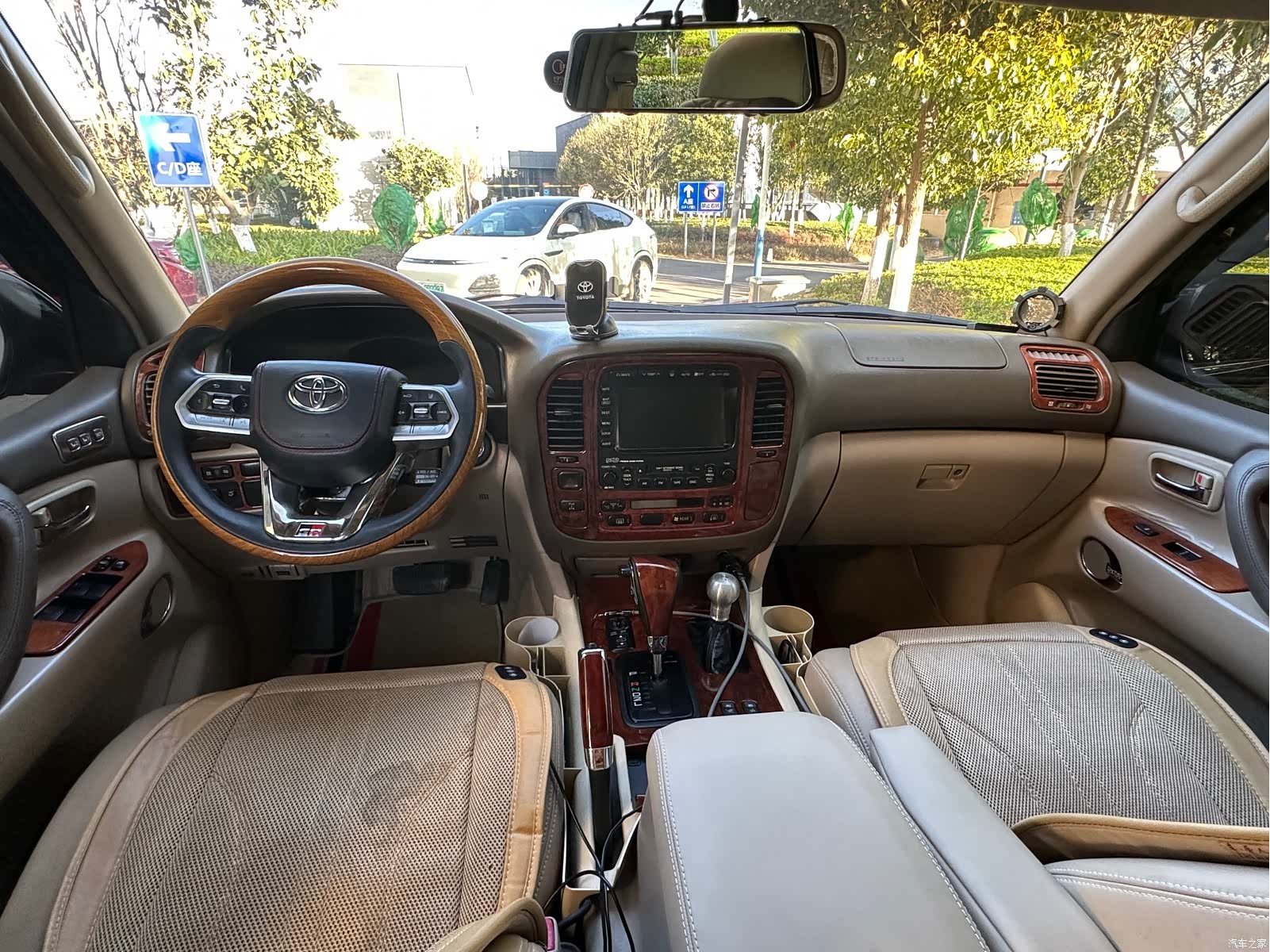 Toyota Land Cruiser, 2002 9