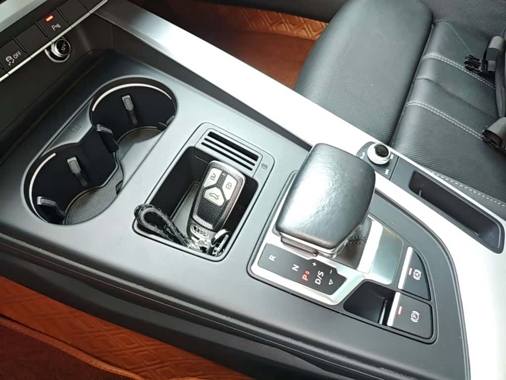 Audi A4L, 2021 14