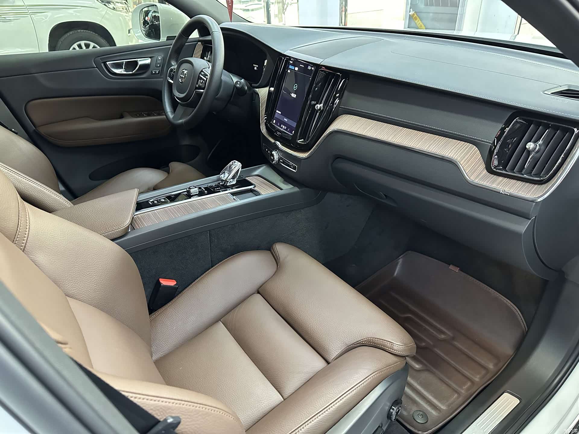 Volvo XC60, 2022 12