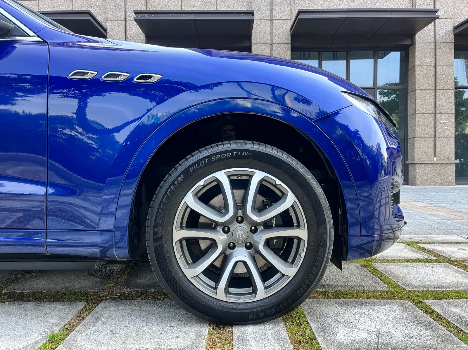 Maserati Levante, 2017 21