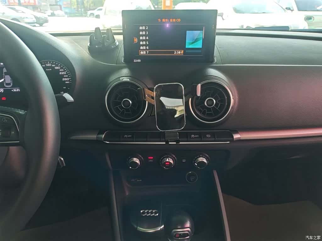 Audi A3, 2018 13