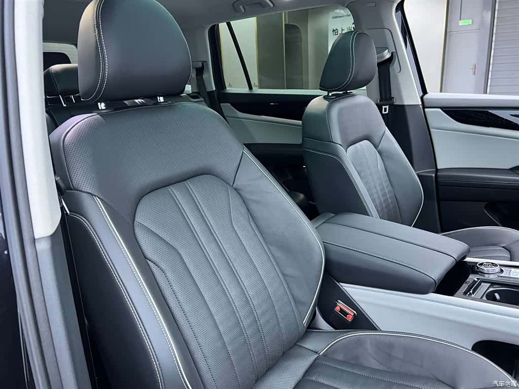 Volkswagen Teramont, 2022 32
