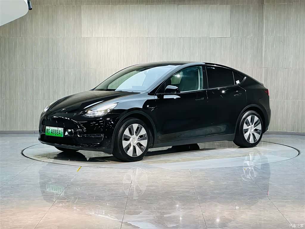Tesla Model Y, 2021 2
